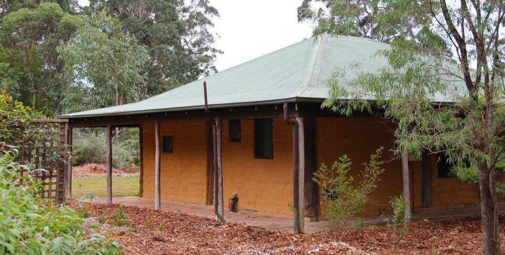 Treenbrook Chalet *