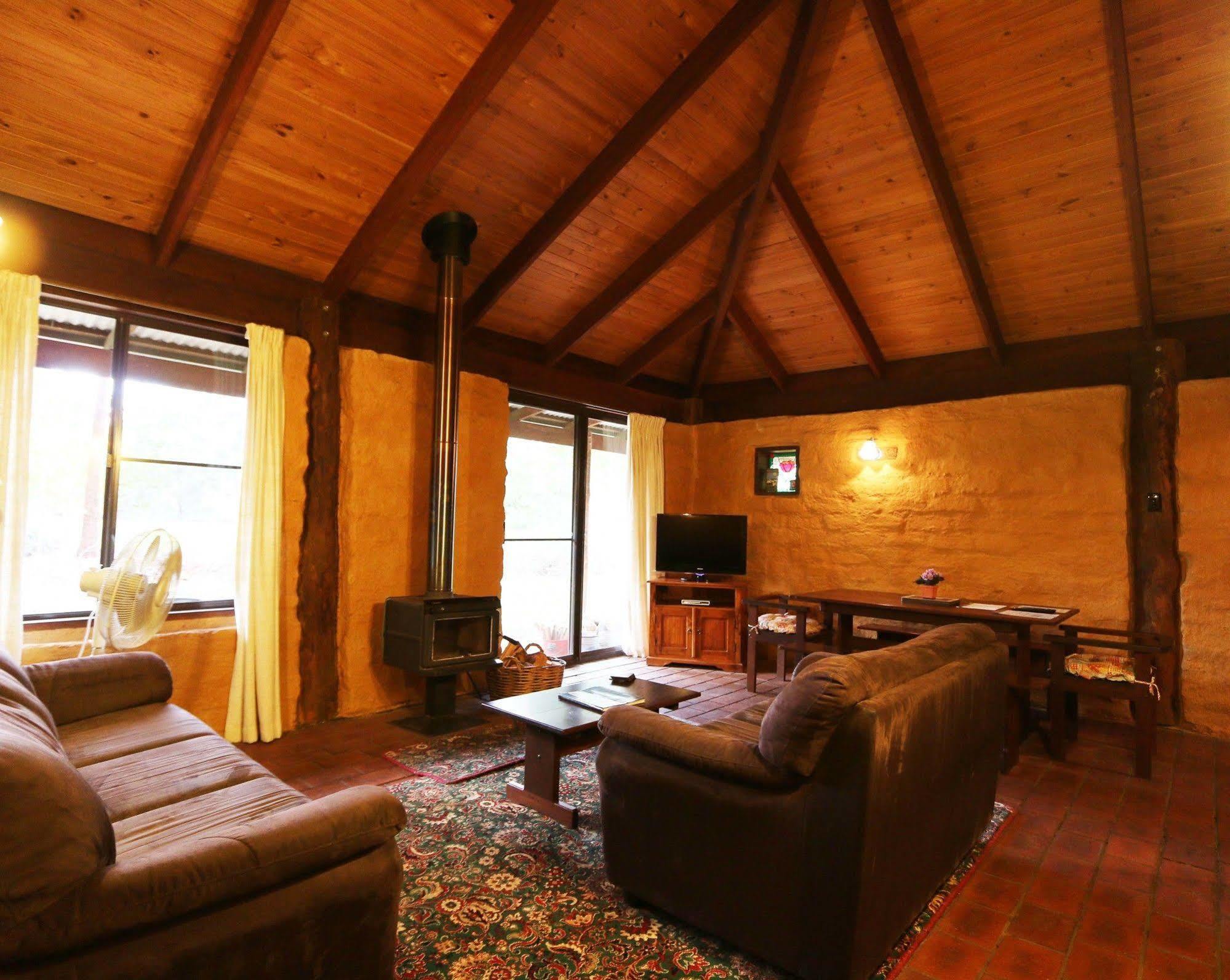 Treenbrook Chalet Pemberton