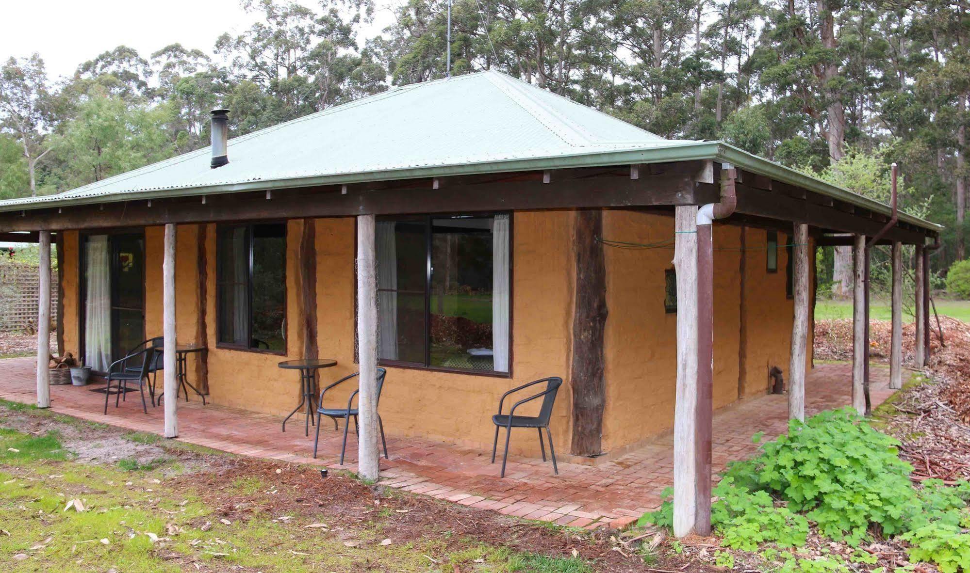 Treenbrook Chalet Pemberton